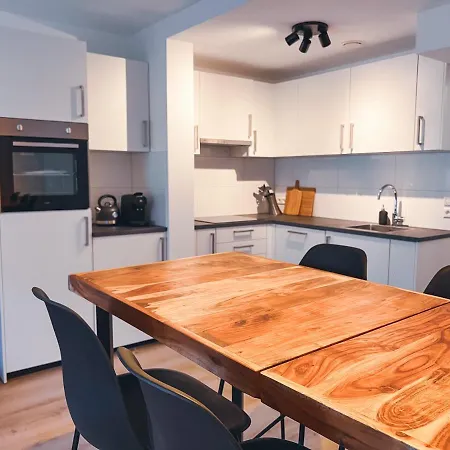 Bella's Place ブレッダ